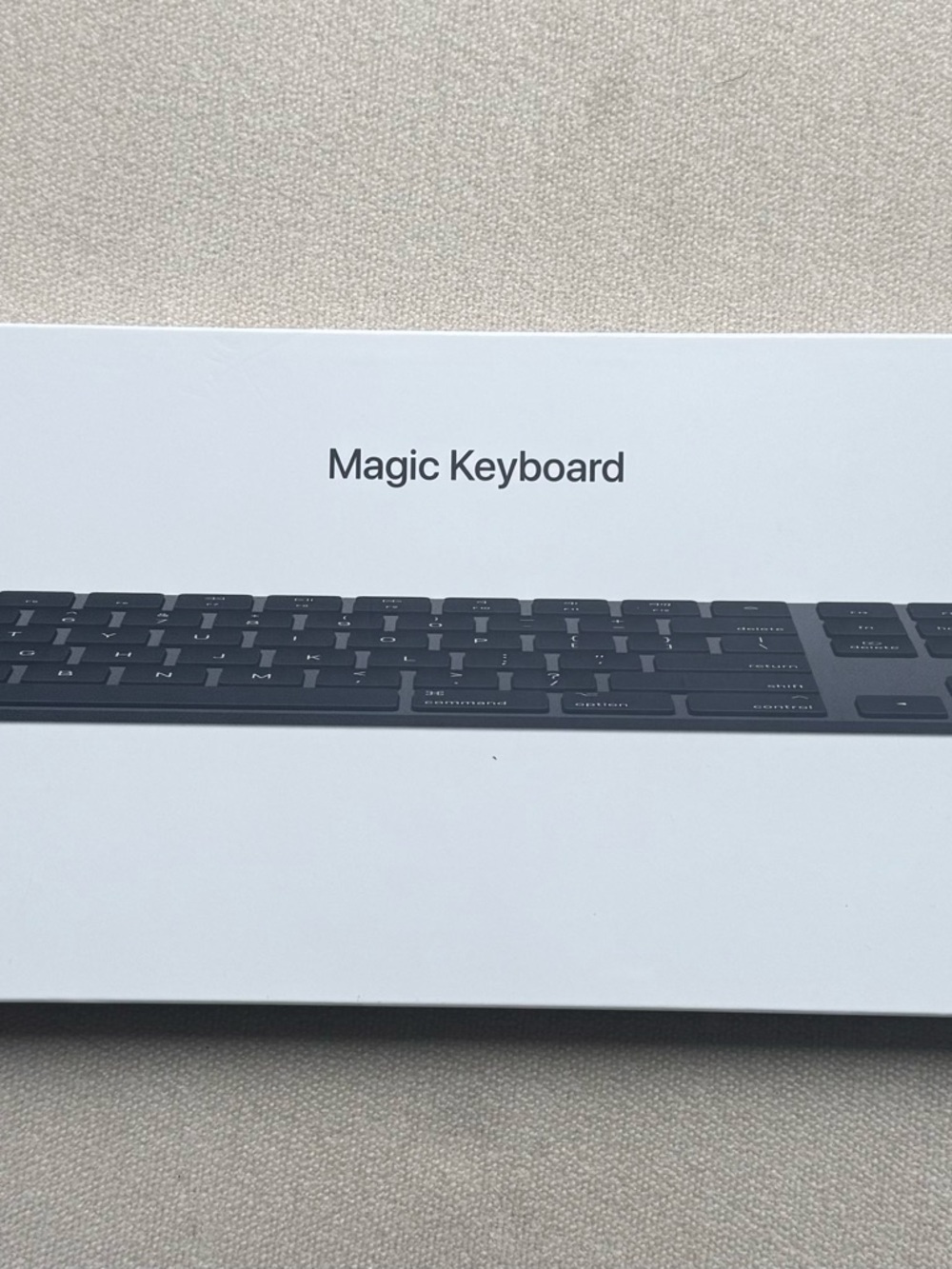 Apple Magic Keyboard with Numeric Keypad - Space Gray Model MRMH2LL/A A1843
